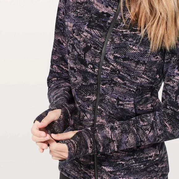 Lululemon | Scuba Hoodie IV Size 6 - Picture 4 of 11